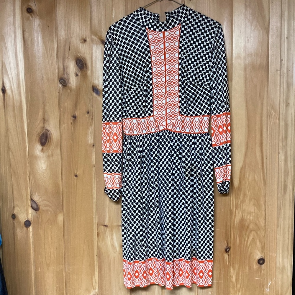 Vintage 70s patterned dress, black/burnt orange